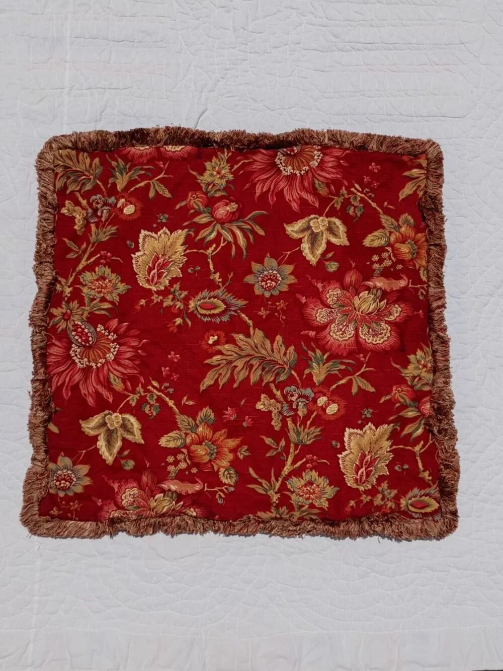 Mario & Marielena 7 Piece Queen Duvet Set Red Floral Antique Style with Fringe
